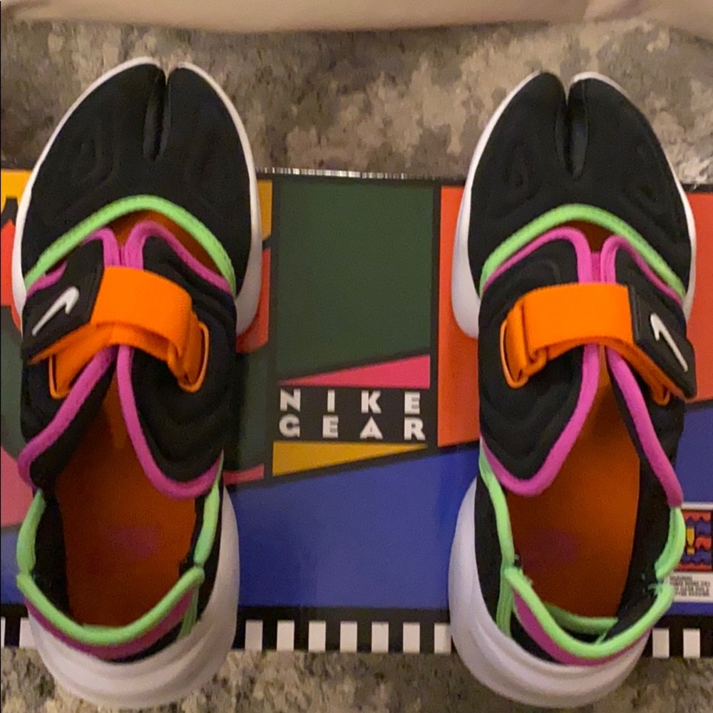 Nike sneaker - Picture 4 of 4